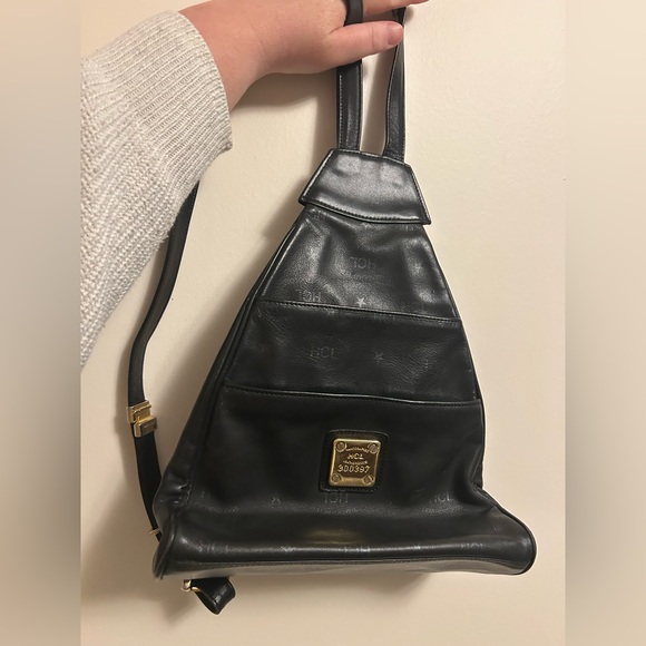 HCL Black Leather Sling Backpack with Gold Plaque main image 6
